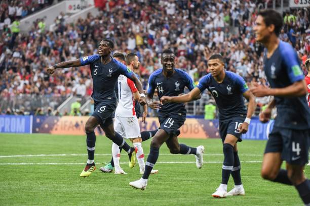 力和坚韧不 力和坚韧不